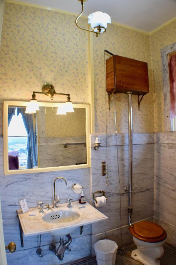 The Hancock House Bed & Breakfast Inn Dubuque Zewnętrze zdjęcie